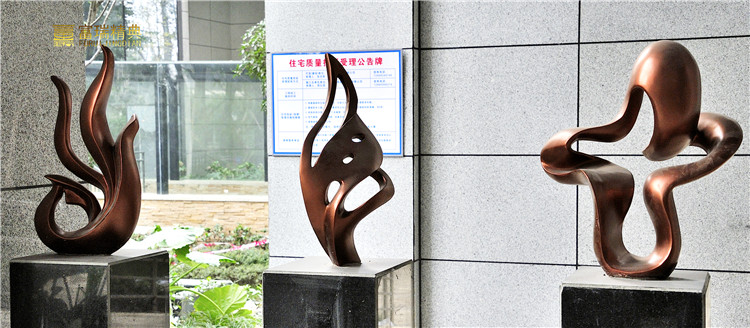 四川成都商业街现代抽象雕塑